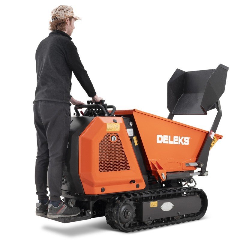 Mini dumper a scarico alto con pala Deleks M8000BS