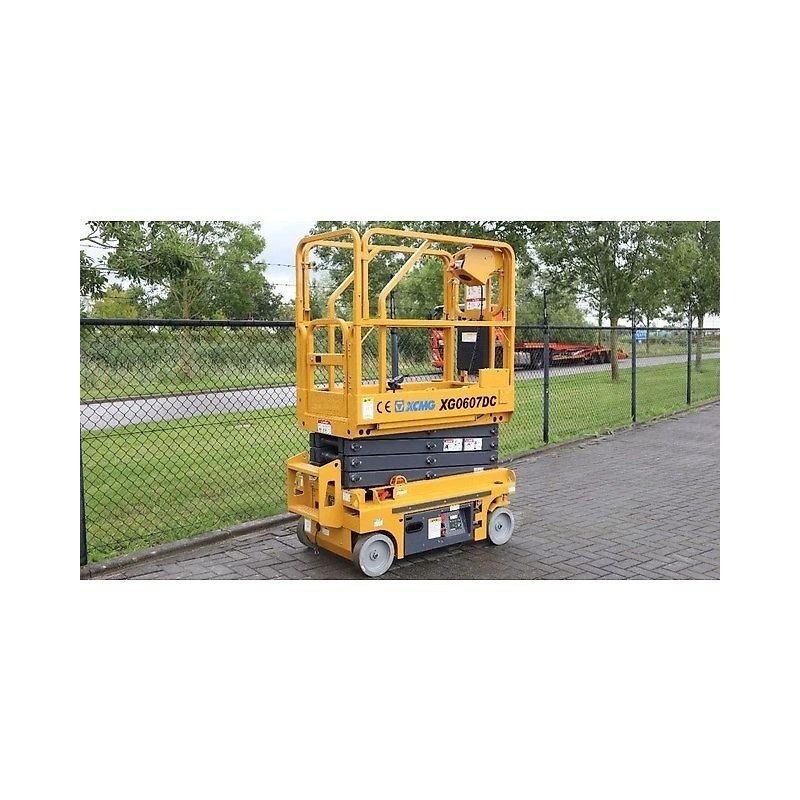 Piattaforma elevatrice XCMG XGDC 5.9 M (nuova)