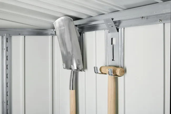 Capanno in metallo Europa grigio scuro 316x209x156 cm – 4,92 m²
