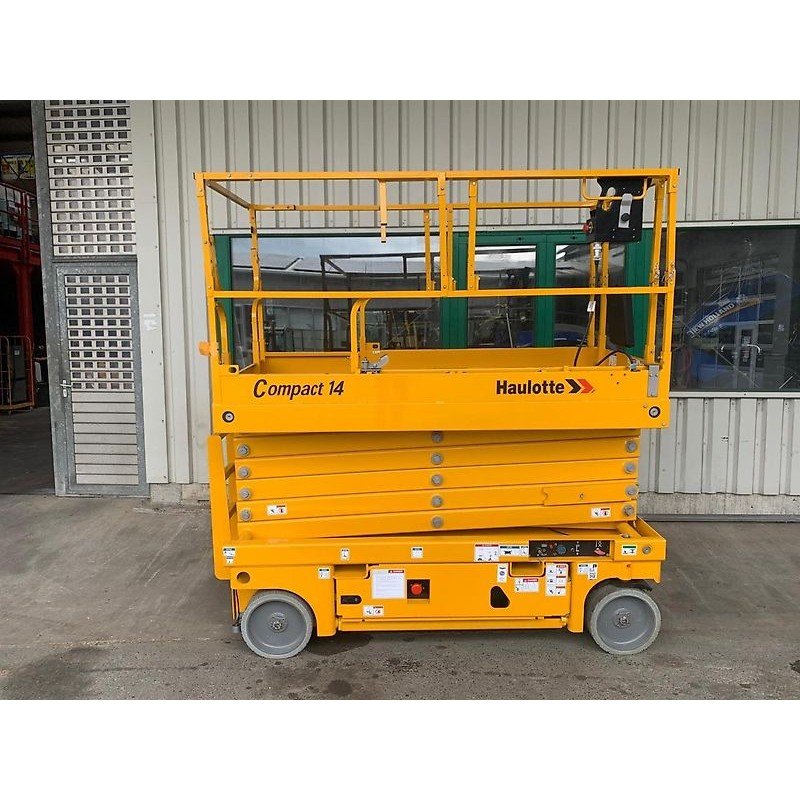 Haulotte Compact 14AE – Piattaforma a forbice 14m