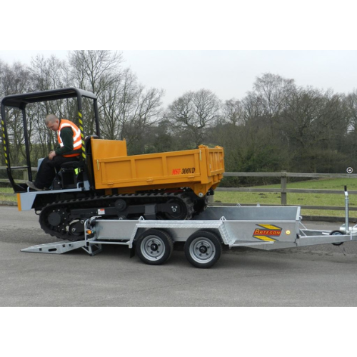 Bateson 35pm portamacchine Dim: 3000 x 1670 mm (totale: 4580 x 2200 mm)